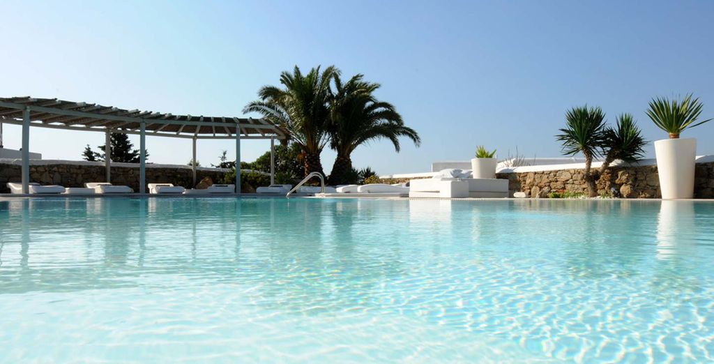Ostraco Suites 4*