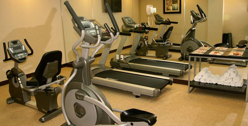 Holiday Inn Lower East Side 4*
