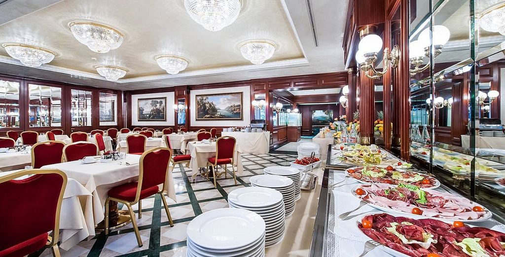 Royal Hotel Carlton 4*