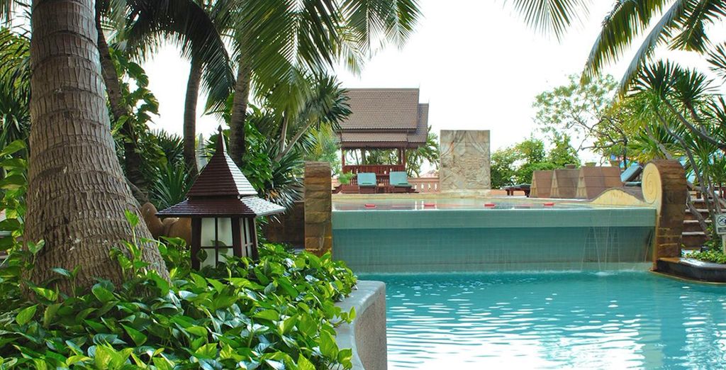 Century Park Bangkok 4* & Hintok River Camp Kanchanaburi & Aonang Fiore Krabi 4*