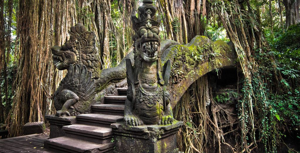 The Sanctoo Villas & Spa Ubud 5* + Sofitel Beach Resort Nusa Dua 5* con Isola dell'Amore