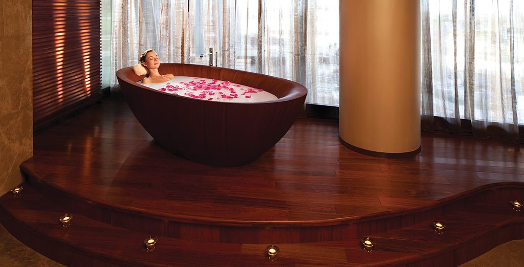 Jumeirah at Etihad Towers 5*