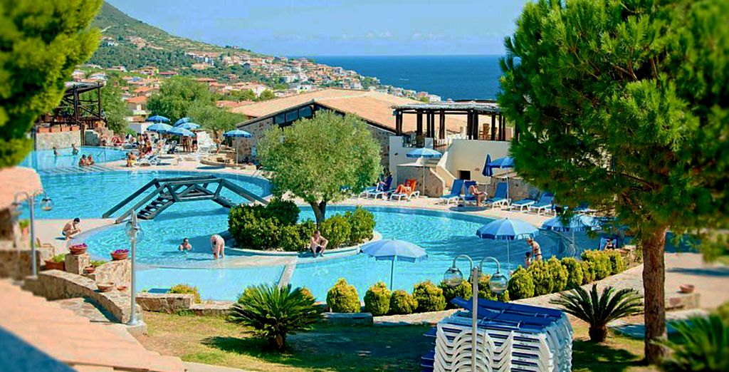 Club Esse Cala Gonone Beach Village 4*