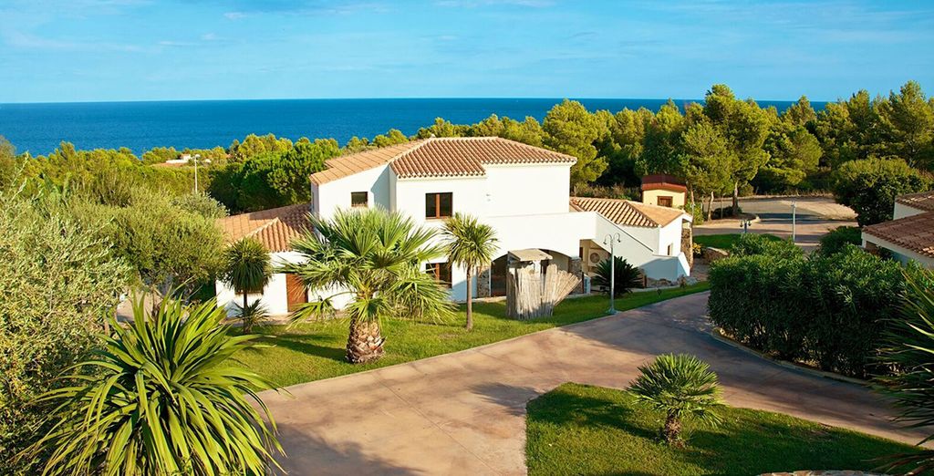 Club Esse Cala Gonone Beach Village 4*