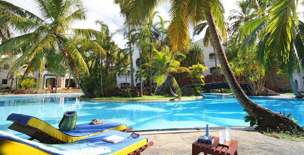 Sarova Whitesands Beach Resort & Spa 4* & Safari