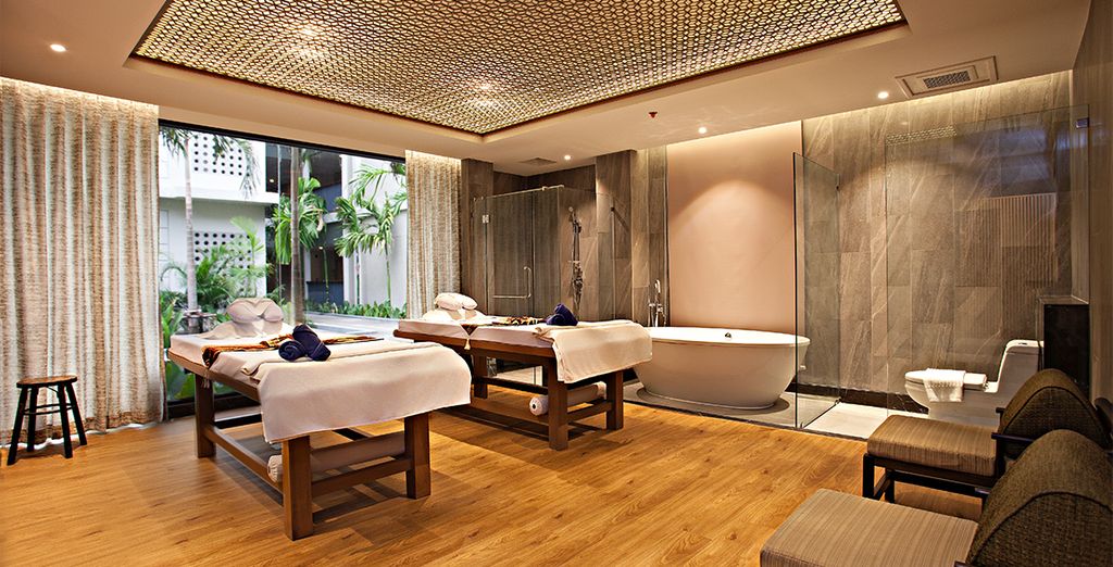  Kalima Resort & Spa 5* + Holiday Inn Resort Phi Phi 4* + Bangsak Merlin Resort 4*
