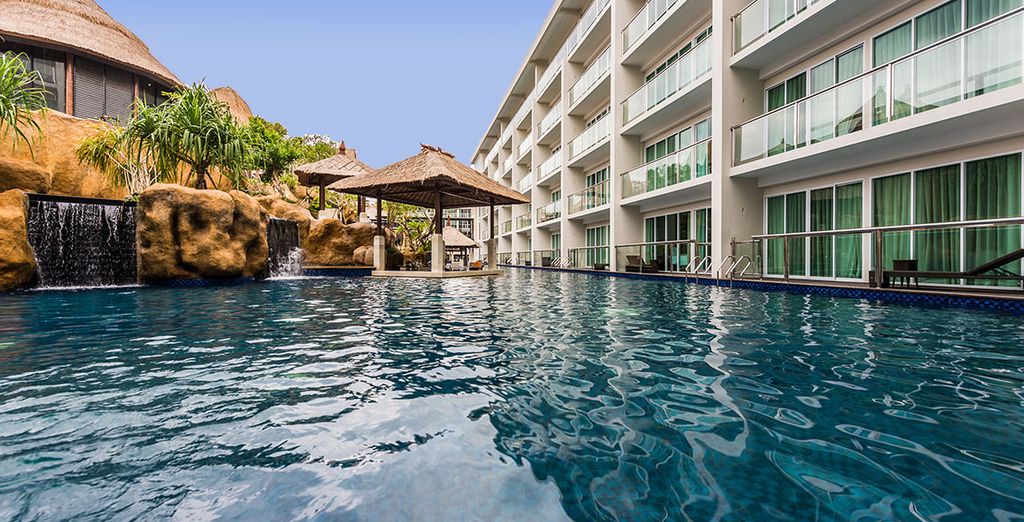 Atta Mesari Resort & Spa 4* + The Sakala Resort Bali 5*