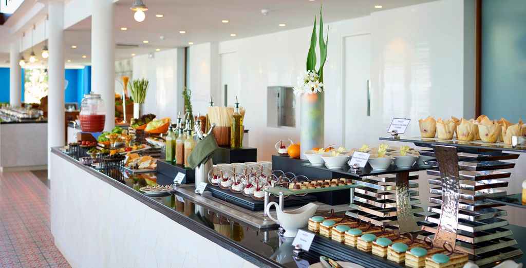 Mercure Maldives Kooddoo Resort 4*