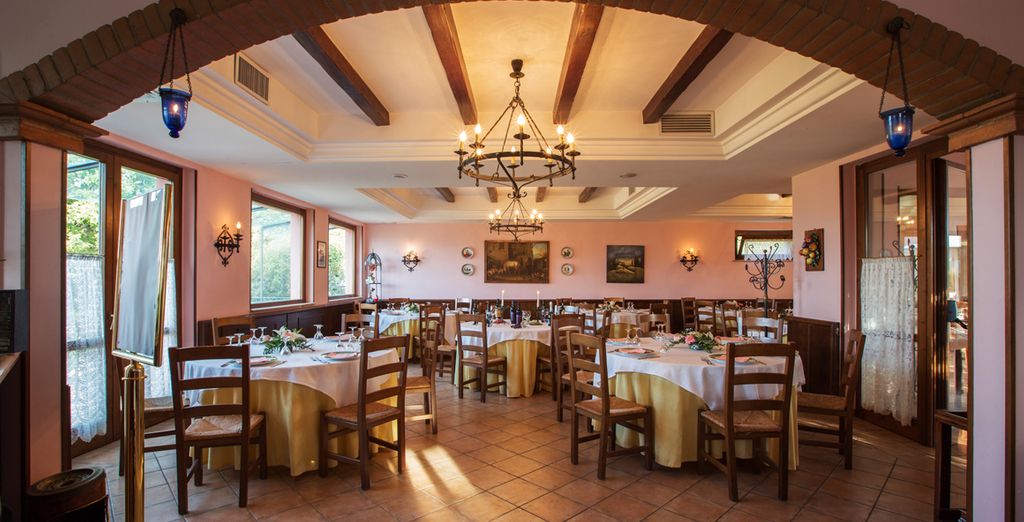  I Calanchi Country Hotel & Restaurant