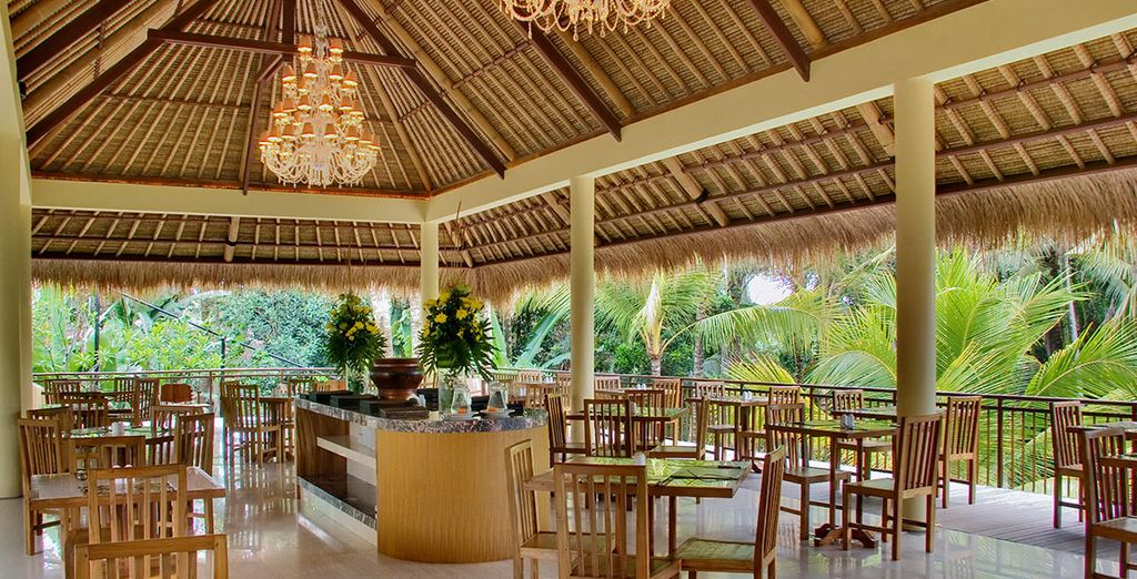 Komaneka at Rasa Sayang Ubud 4* e The Leaf Jimbaran Bali Luxurious Villa & Spa Retreat 5* 