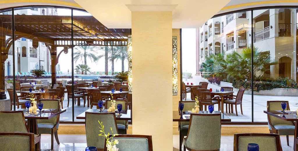 Marjan Island Resort & Spa 5*