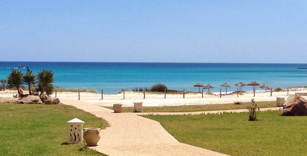 Club Essence Kelibia Beach Hotel & Spa 4*