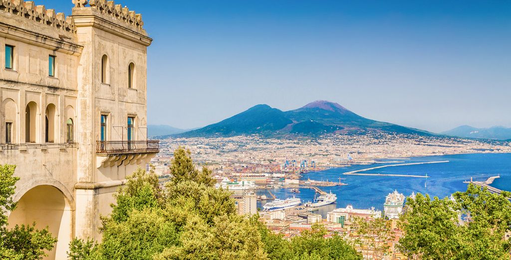 Fotografia della città di Napoli in Italia