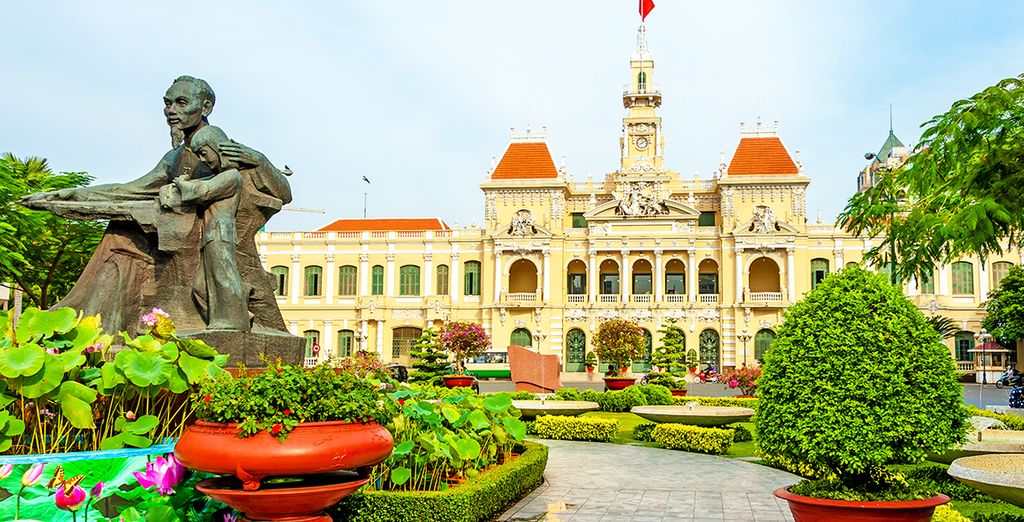 Tour Vietnam + estensione mare e volo Emirates