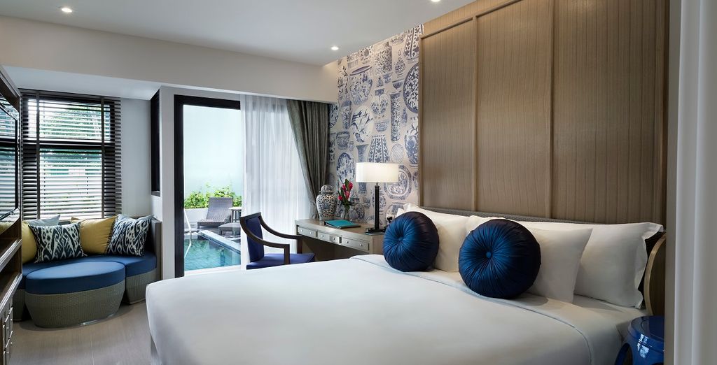 Glow Pratunam Bangkok 4* + Manathai Surin Phuket 4* + Manathai Khao Lak 4*