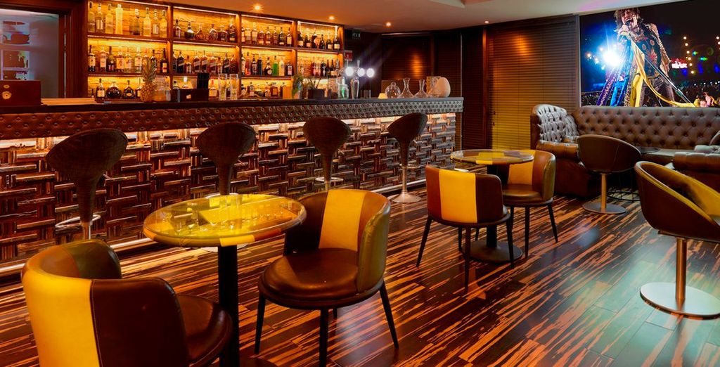 Alla scoperta di Dubai con crociera e deserto - M Hotel Downtown By Millennium 4*