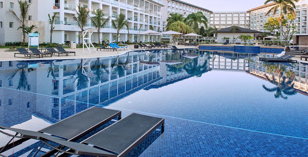 Meliá Orlando Suite Hotel at Celebration 4* + Royalton White Sands 5* 
