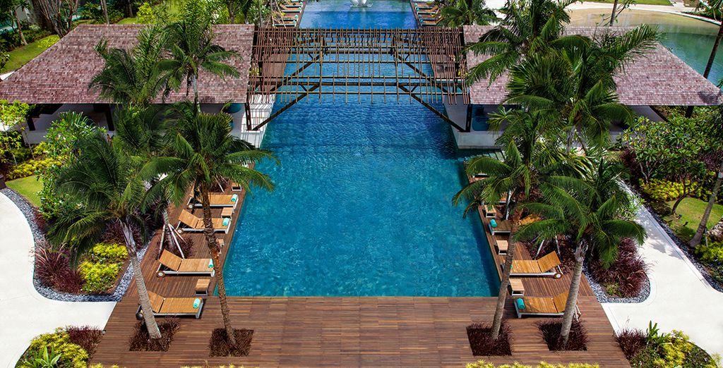 The Mansion Baliwood 5* + Mahagiri Resort Nusa Lembongan 4* + Mövenpick Resort & Spa Jimbaran 5*