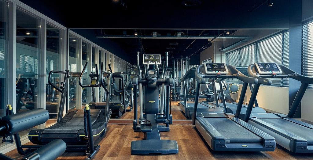 Corendon Village Hotel Amsterdam 4*