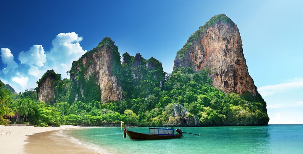 Mandarin By Centrepoint Bangkok + Andaman Seaview Hotel 4*