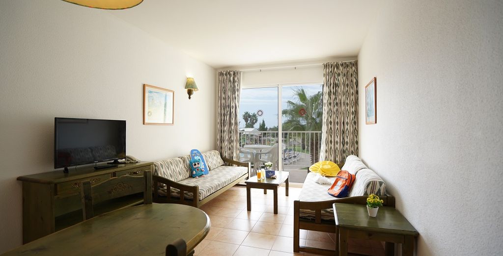Apartamenti Roc Cala d’en Blanes Beach Club