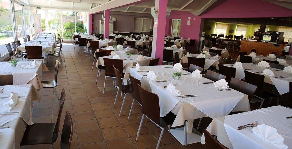 Apartamenti Roc Cala d’en Blanes Beach Club