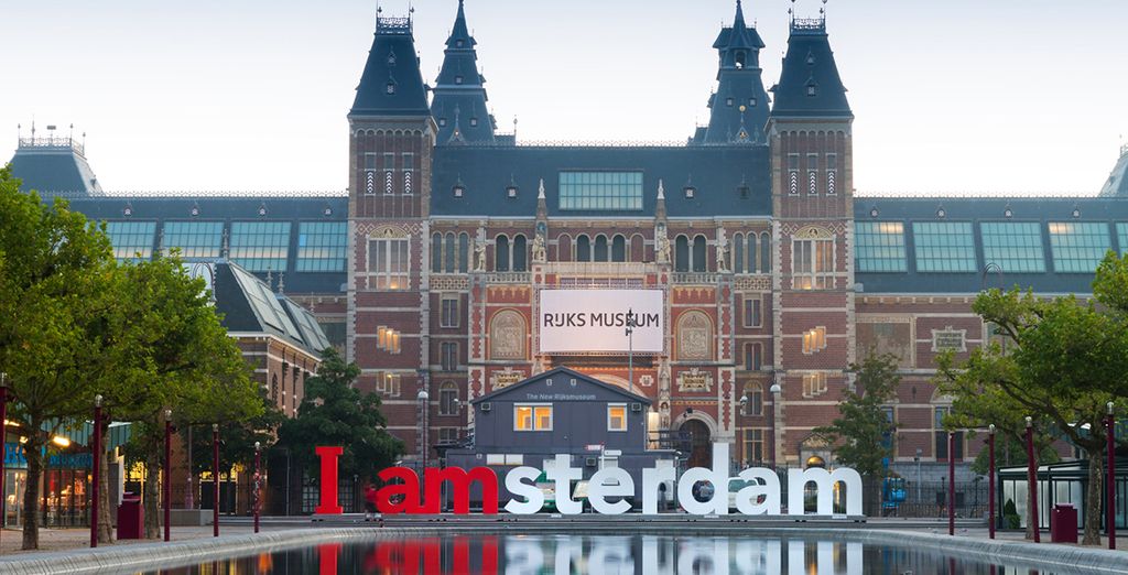 Hotel NH Amsterdam Zuid 4*