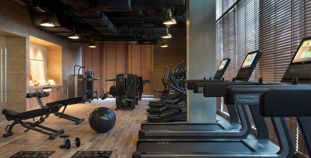 Renaissance Downtown 5*