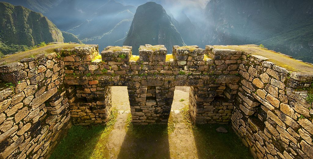 Tour di 12 notti con guida parlante italiano