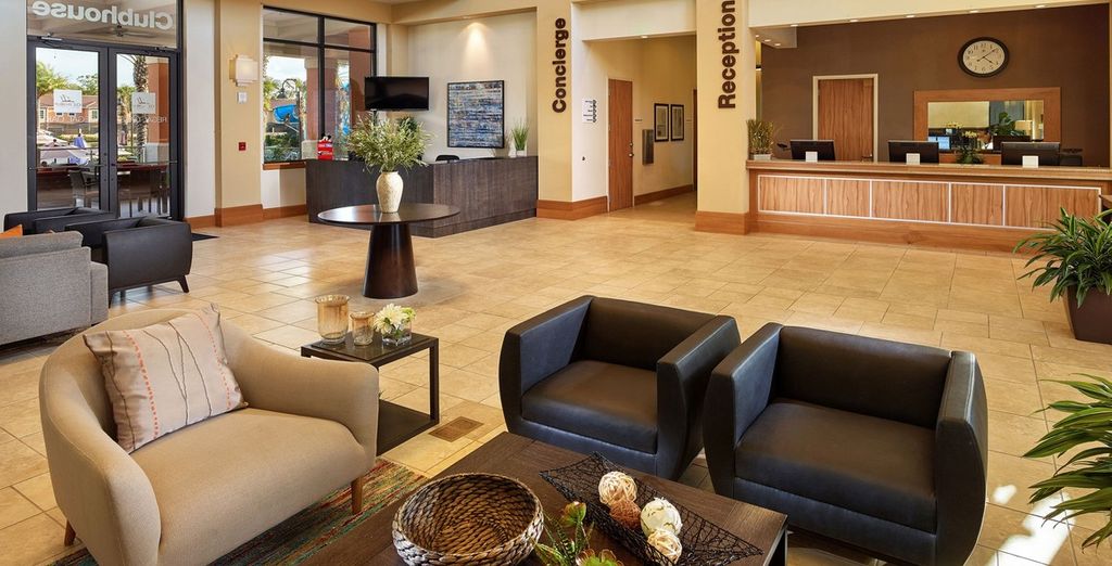 6 Columbus Hotel New York + CLC Regal Oaks Resort