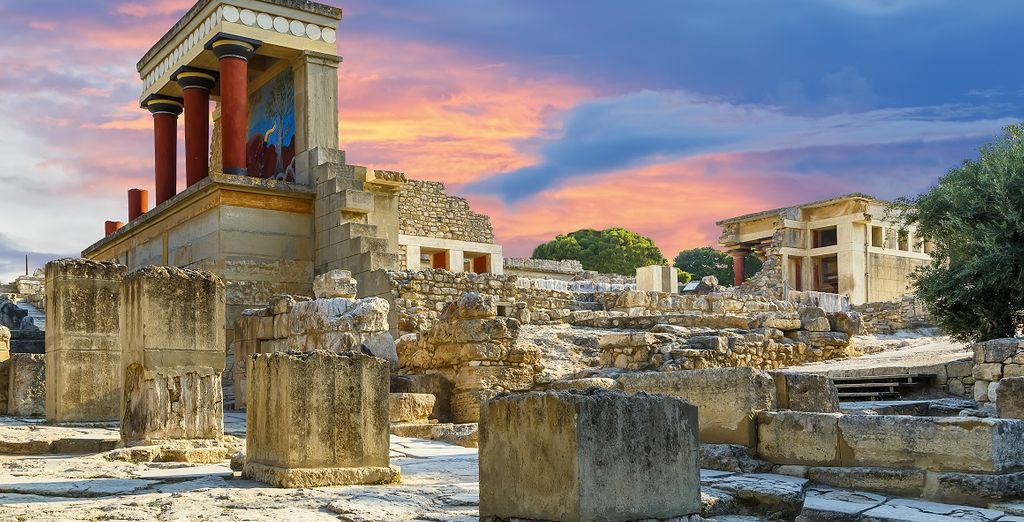 Tour alla scoperta di Santorini e Creta con possibile estensione a Paros