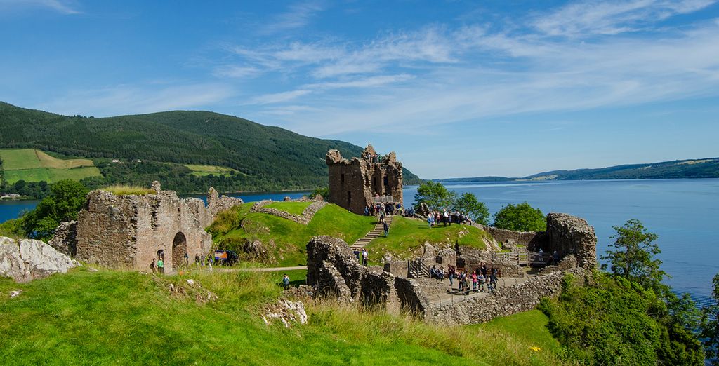 Tour di 7 o 8 notti con guida parlante italiano tra leggende e natura