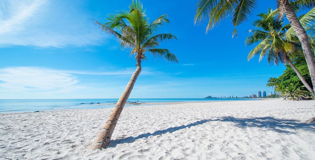 The Sukosol Hotel 5* + Phuket Marriott Resort and Spa, Merlin Beach 5* 