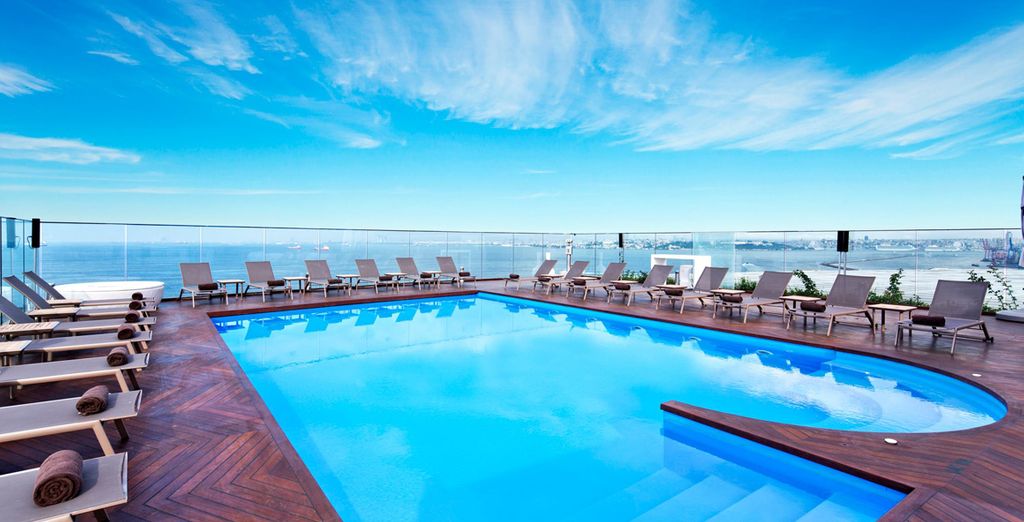 DoubleTree by Hilton Hotel Istanbul - Moda 5*