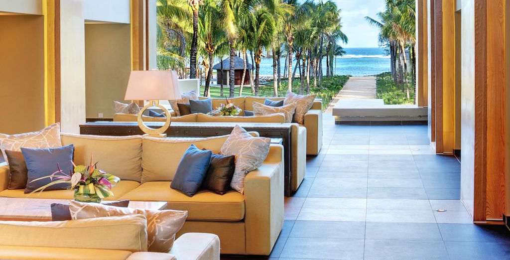 Outrigger Mauritius Beach Resort 5*