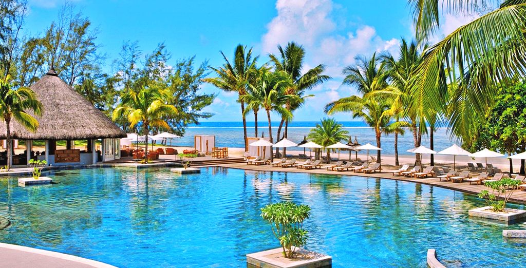 Outrigger Mauritius Beach Resort 5*