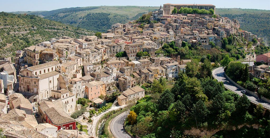 Sicilia tra barocco e tradizione con auto inclusa