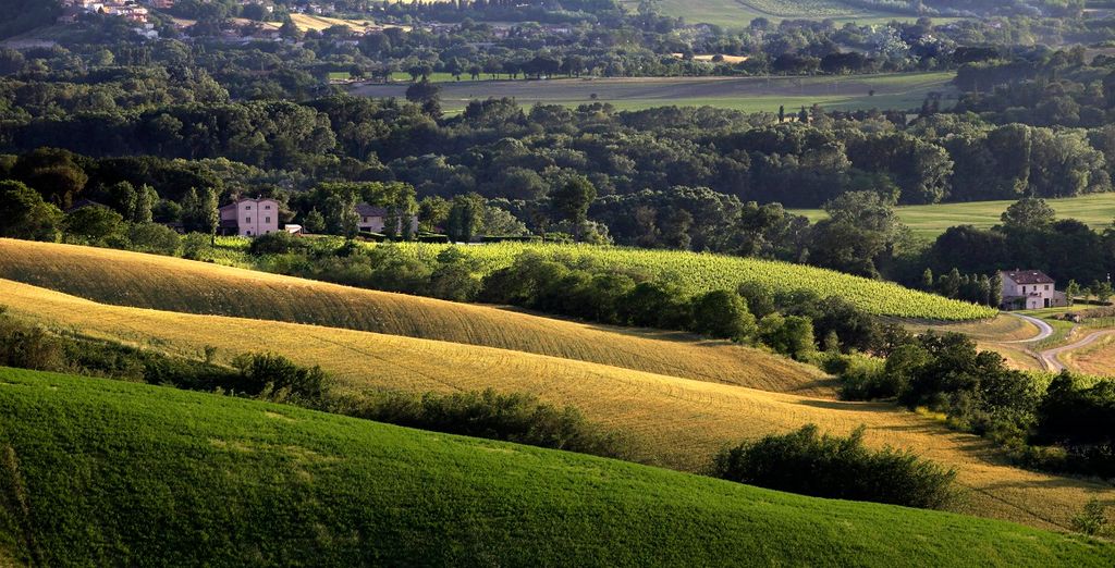 Tenuta Santi Giacomo e Filippo - Urbino Resort Hotel 4*
