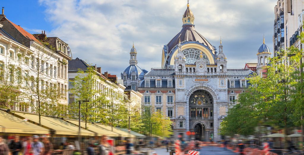 NH Collection Antwerp Centre 4*