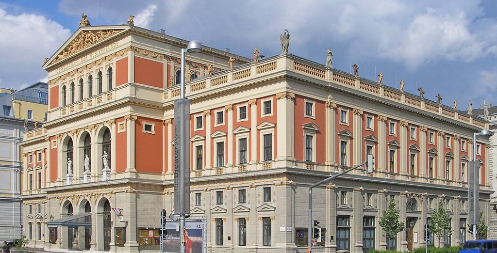 Hotel Ananas Trend 4* + Concerto di Capodanno