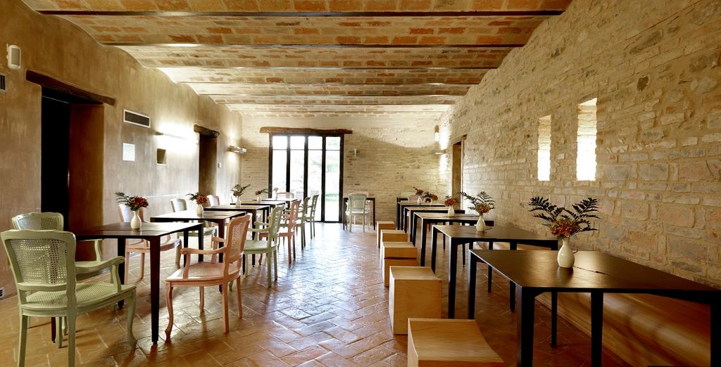 Tenuta Santi Giacomo e Filippo - Urbino Resort Hotel 4*