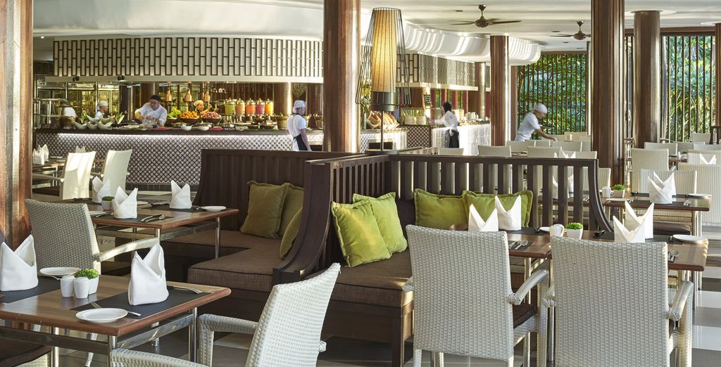 Hotel Stripes Kuala Lumpur 5* + Gaya Island Resort 5*