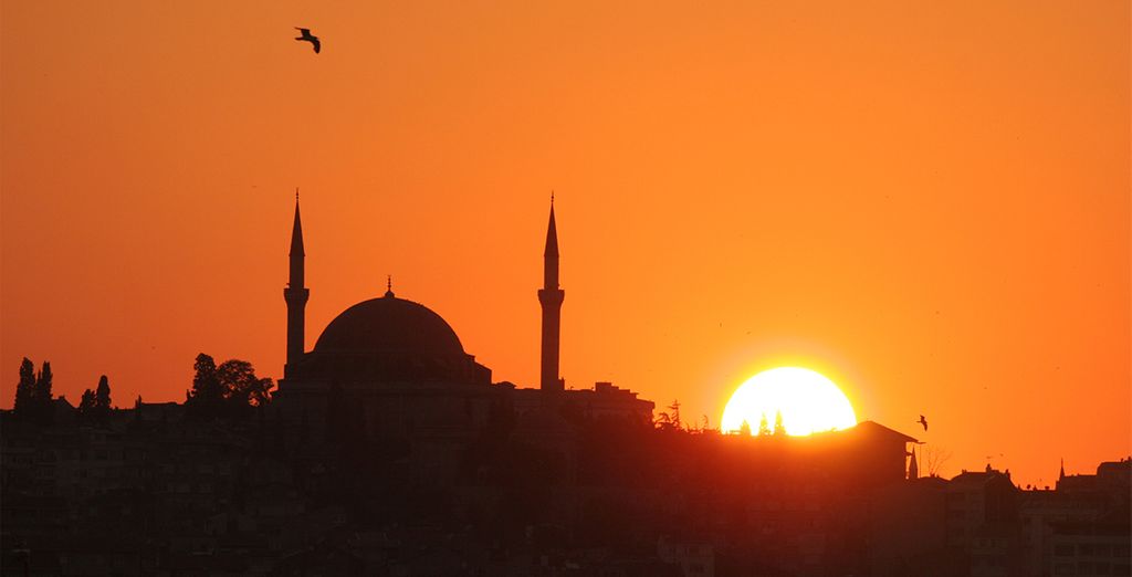 Legacy Ottoman Hotel 5*