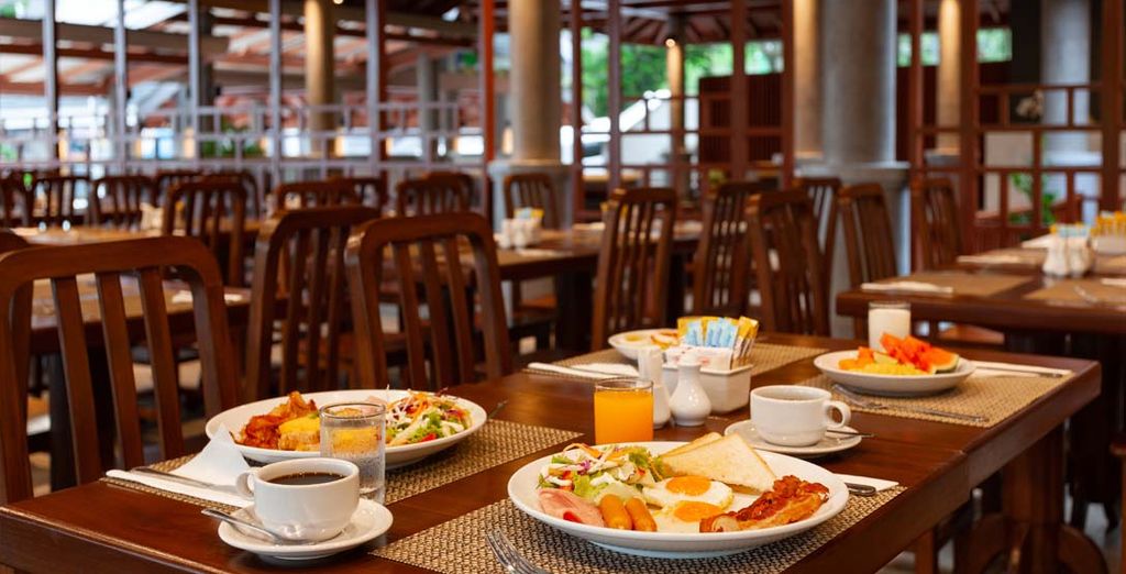 Mandarin By Centre Point Bangkok + Orchidacea Resort