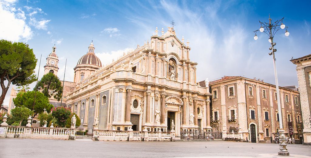 Catania : Duomo e la sua piazza