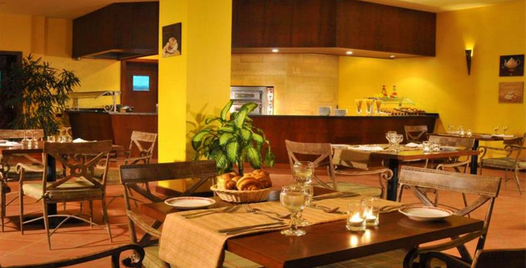 Suneo Club Reef 4*