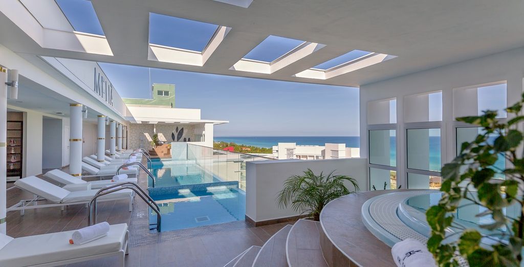 NH Capri La Habana 4* + Melia Internacional Varadero 5*