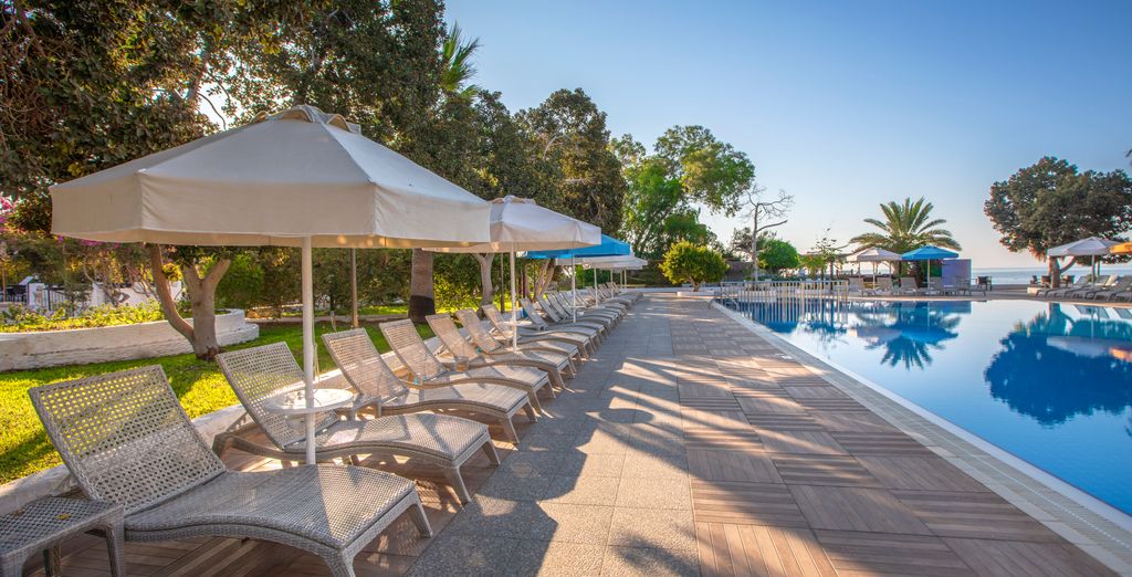 Merit Cyprus Garden 4*