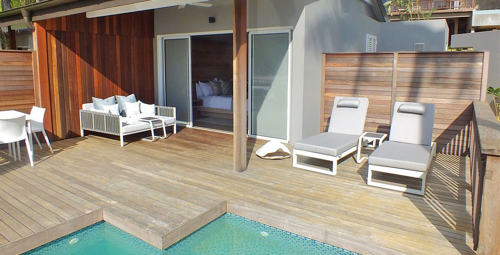 Carana Beach Hotel 4*S