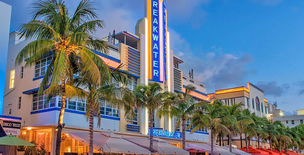 2 notti all'Hotel Breakwater di Miami + 7 notti in Crociera Norwegian Caraibi Occidentali
